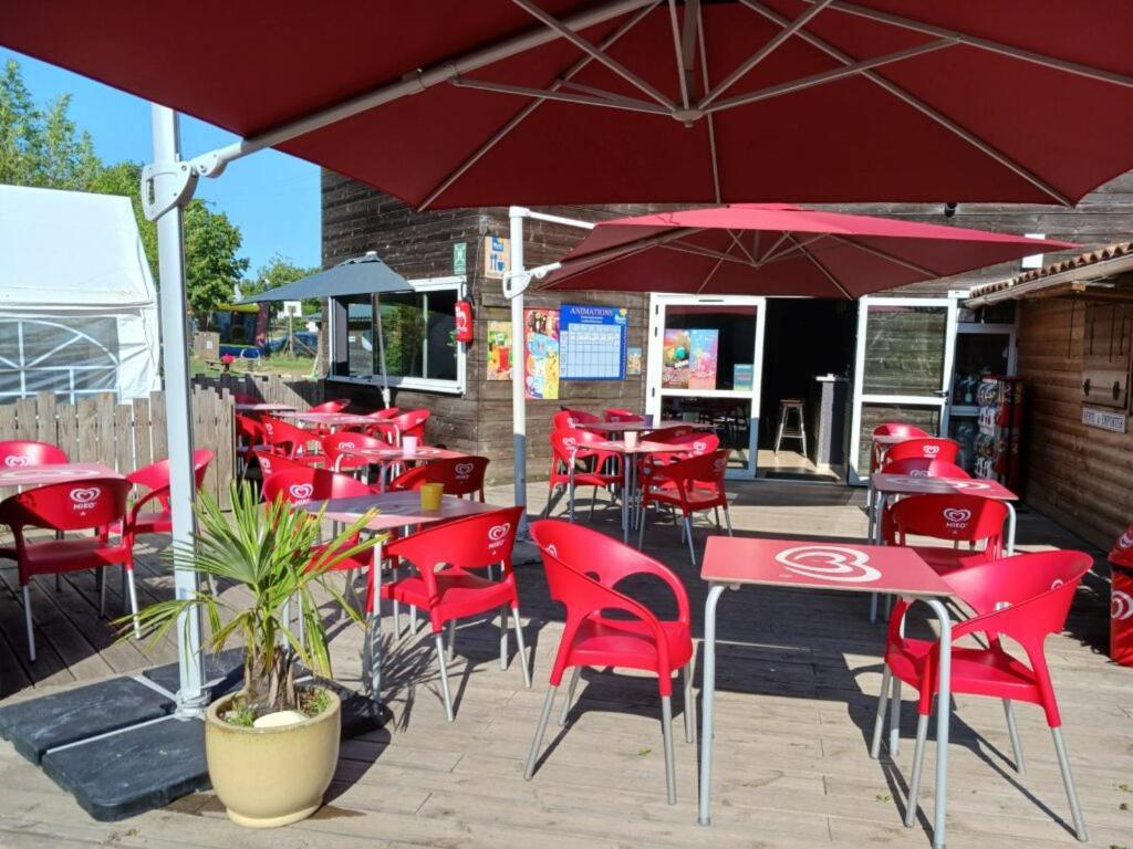 Mobil-Home Le Petit Paradis Vendeen Camping 3 Etoiles 7Km Des Plages Avrillé Exteriér fotografie